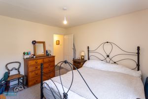 Bedroom- click for photo gallery